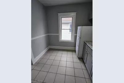 2031 Robin Street #4, Oakwood, OH 44107 - Photo 3