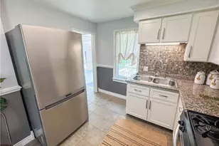 3449 Shelby Rd, Youngstown, OH 44511 - Photo 11
