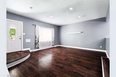 19506 Marwood Avenue, Loveland, OH 44135 - Photo 3