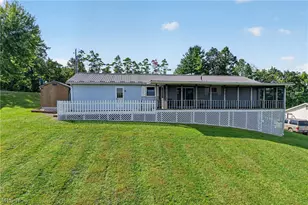 3865 Seeman St SW, East Sparta, OH 44626 - Photo 7