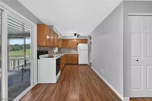 3865 Seeman St SW, East Sparta, OH 44626 - Photo 9