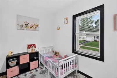 343 W 8th Street, Salem, OH 44460 - Photo 17