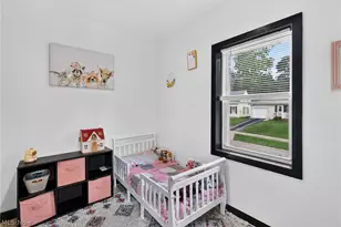 343 W 8th St, Salem, OH 44460 - Photo 17