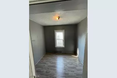 8909 Fuller Avenue, Loveland, OH 44104 - Photo 5