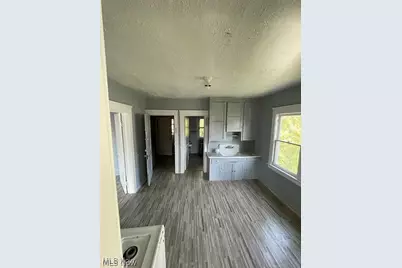 8909 Fuller Avenue, Loveland, OH 44104 - Photo 3