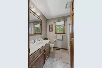 1146 Brushmore Avenue NW, North Canton, OH 44720 - Photo 31