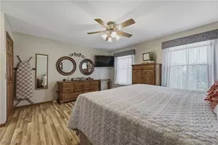1146 Brushmore Ave NW, North Canton, OH 44720 - Photo 27