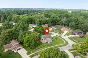 7879 Cresthill Dr, Green Hills, OH 44131 - Photo 37