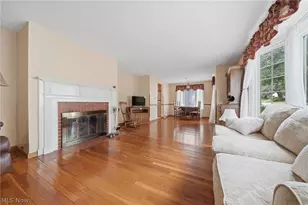 41 8th St, Barberton, OH 44203 - Photo 3