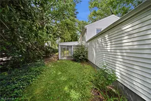 41 8th St, Barberton, OH 44203 - Photo 23