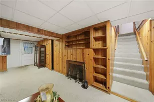 41 8th St, Barberton, OH 44203 - Photo 19