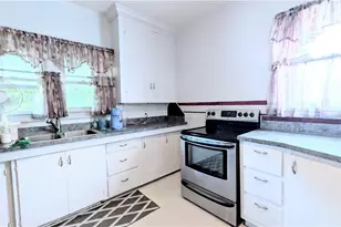 132 Grove Dr, Ashtabula, OH 44004 - Photo 7