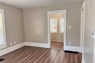 301 Bell St, Barberton, OH 44203 - Photo 7