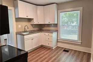 301 Bell St, Barberton, OH 44203 - Photo 5