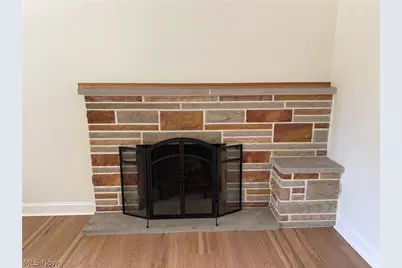 475 Meadowlane Road, Green Hills, OH 44131 - Photo 5