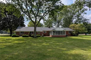 707 Markley St NE, Canton, OH 44721 - Photo 3