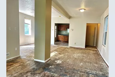10911 Hulda Avenue, Loveland, OH 44104 - Photo 5