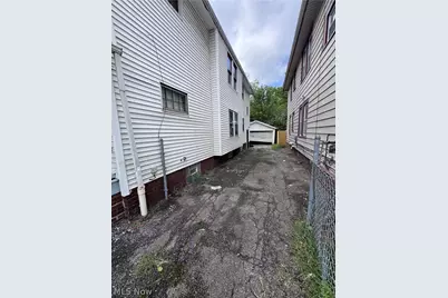 1104 E 143rd Street, Loveland, OH 44110 - Photo 3