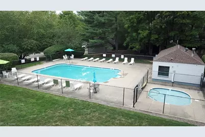 520 Meredith Lane, Cuyahoga Falls, OH 44223 - Photo 21