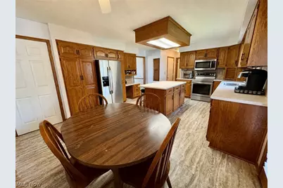 6385 Harbor Drive NW, Canton, OH 44718 - Photo 17