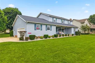 6385 Harbor Dr NW, Canton, OH 44718 - Photo 3