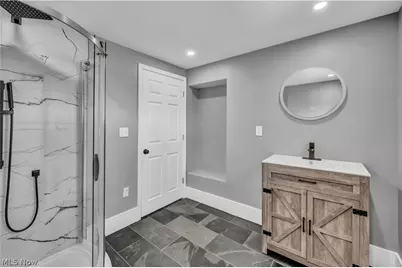 10905 Grandview Avenue, Loveland, OH 44104 - Photo 21