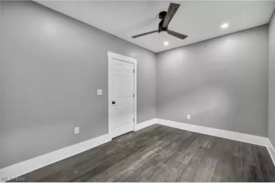 10905 Grandview Avenue, Loveland, OH 44104 - Photo 23