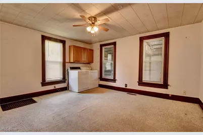 313 2nd Avenue SE, Beach City, OH 44608 - Photo 15