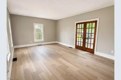 1312 Wooster Road W, Barberton, OH 44203 - Photo 9