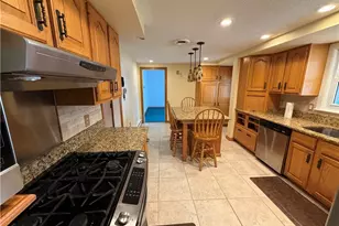 48769 Lakeview Cir, East Liverpool, OH 43920 - Photo 13