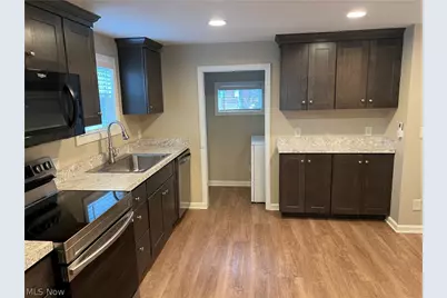 25 S 5th Street, Martins Ferry, OH 43935 - Photo 5