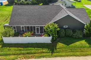 102 Turning Leaf Ln, Williamstown, WV 26187 - Photo 3