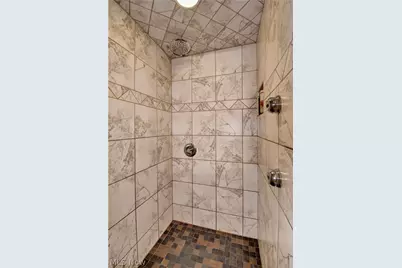 890 Geneva Street SW, Sugarcreek, OH 44681 - Photo 19