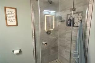 121 Bethesda Cir, Elyria, OH 44035 - Photo 11