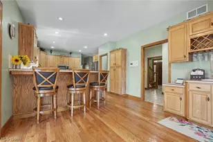 2101 Pearce Cir, Salem, OH 44460 - Photo 7