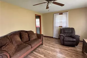 3125 Willowrow Ave NE, Canton, OH 44705 - Photo 3