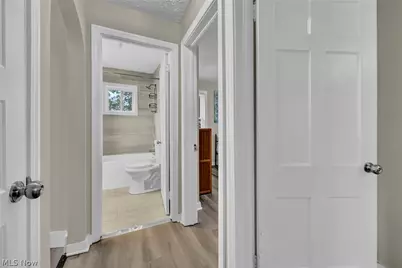 1068 Austin Avenue, Akron, OH 44306 - Photo 5