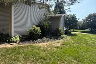 127 Northwood Dr, Dover, OH 44622 - Photo 5