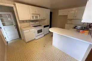1275 Taggart St NW, Massillon, OH 44646 - Photo 9