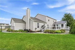 12530 Lineage Cir NW, Uniontown, OH 44685 - Photo 11