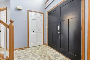 12530 Lineage Cir NW, Uniontown, OH 44685 - Photo 13