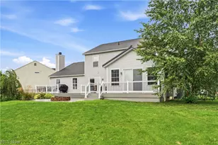 12530 Lineage Cir NW, Uniontown, OH 44685 - Photo 9