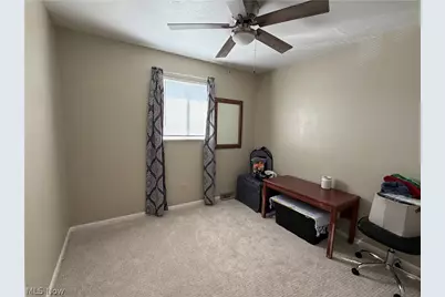 3218 Saint Charles Drive, Steubenville, OH 43952 - Photo 11