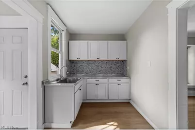 1350 Thoreau Road, Oakwood, OH 44107 - Photo 9