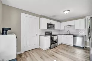 695 N St Clair St, Painesville, OH 44077 - Photo 7