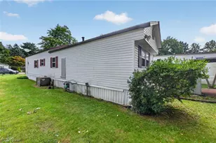 1219 Pasadena Blvd NW, North Canton, OH 44720 - Photo 3