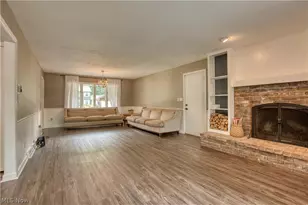 1461 Wimbledon Cir, Stow, OH 44224 - Photo 5