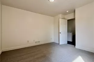 241 Reed Ave, Campbell, OH 44405 - Photo 11