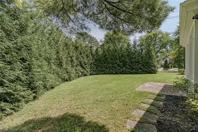 14721 S Woodland Road, Huber Heights, OH 44120 - Photo 37