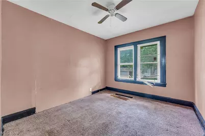 12504 Angelus Avenue, Loveland, OH 44105 - Photo 9